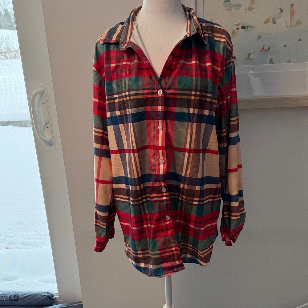 NWOT Plaid Button-Up Shirt Size Large